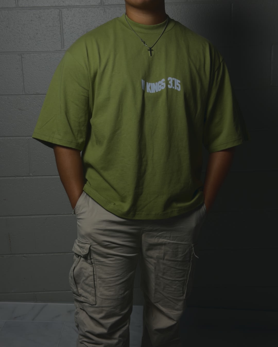 Utility Green II Kings 3:15 Cropped Oversized Tee