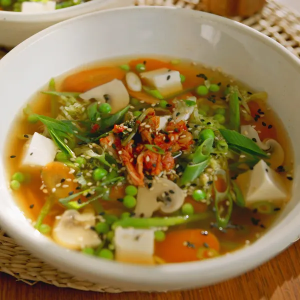 Soupe de miso et kimchi