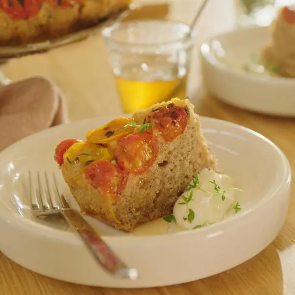 Renversé salé aux tomates