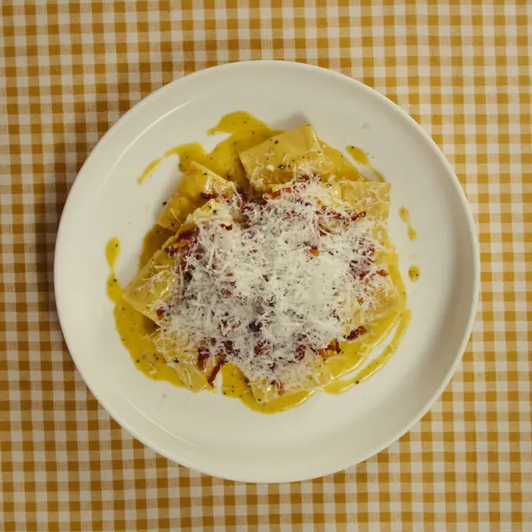 Pâte carbonara romaine authentique (sans crème!)
