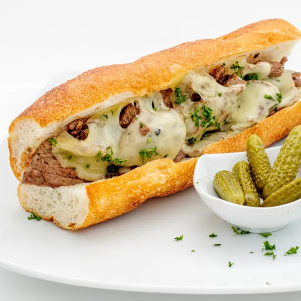 Cheesesteak de Philadelphie au bœuf à fondue