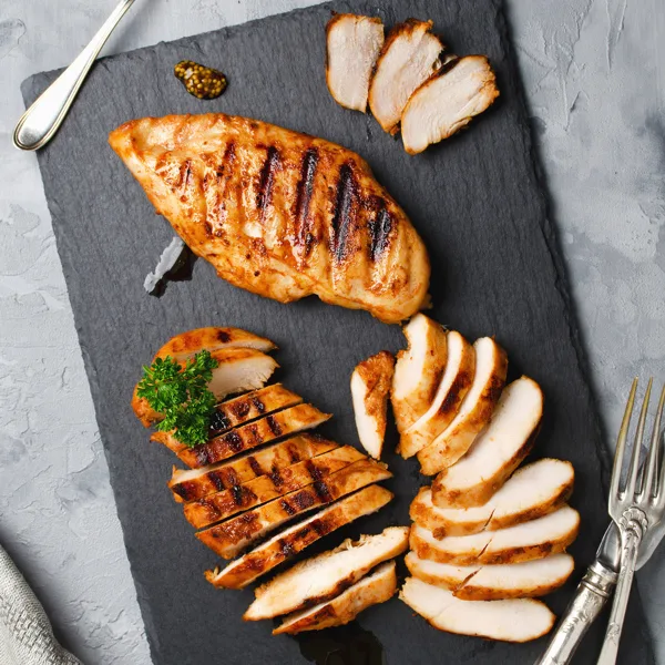 Poitrine de poulet grillé