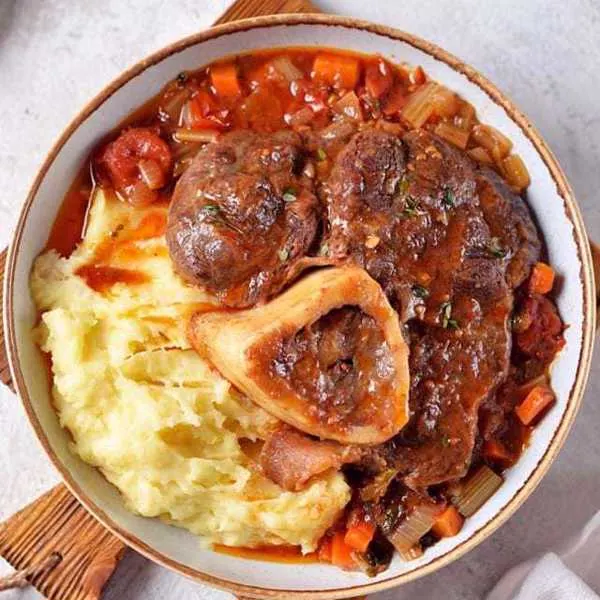 Osso buco de veau et purée de pommes de terre au safran
