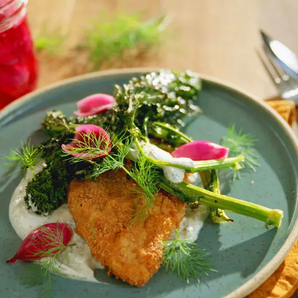 Schnitzels de poulet, sauce à l’aneth