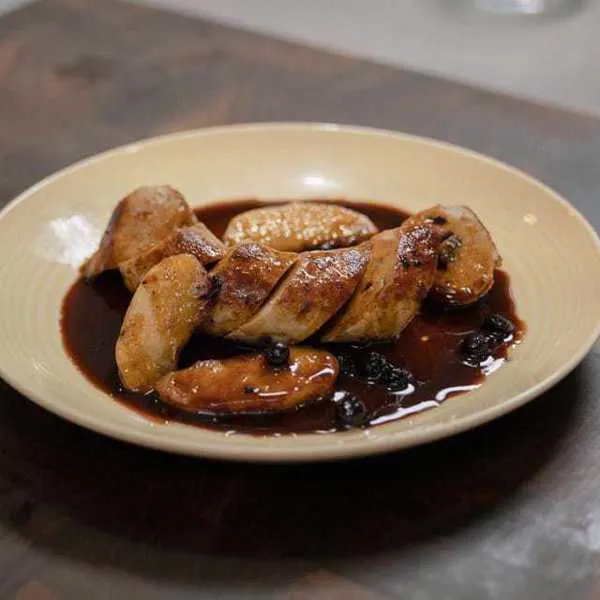 Boudin blanc, pommes et bleuets