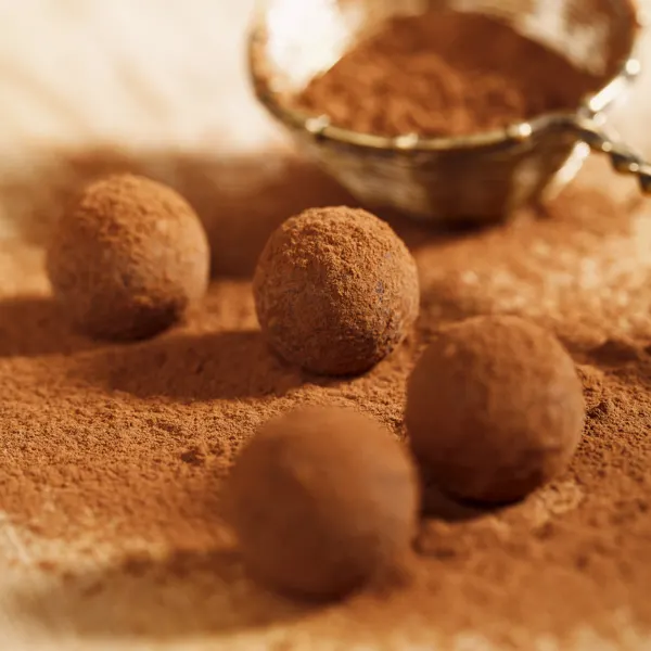 Truffes au chocolat, orange et cardamome