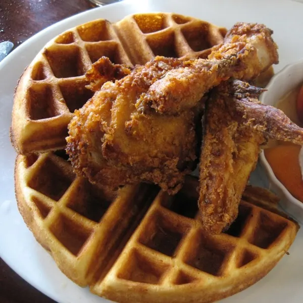 Gaufres et poulet frit (chick'n waffles)