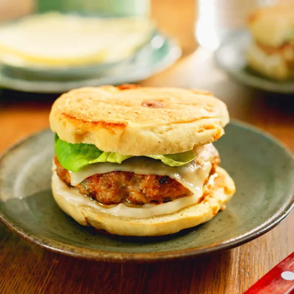 Sandwich déjeuner et saucisse maison