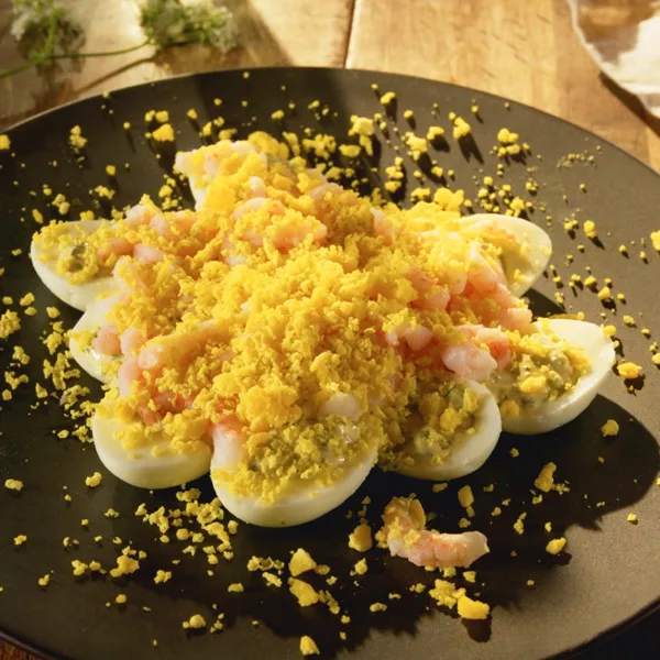 Œufs mimosa aux crevettes nordiques