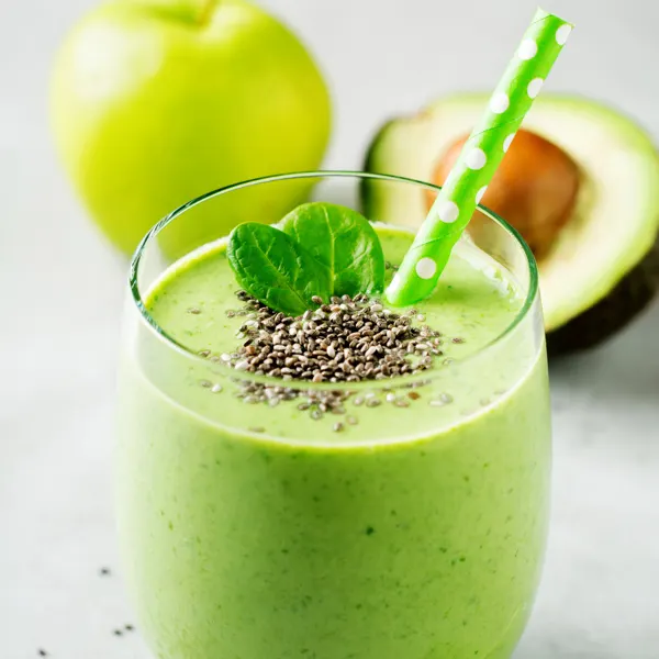Smoothie vert pomme et mangue