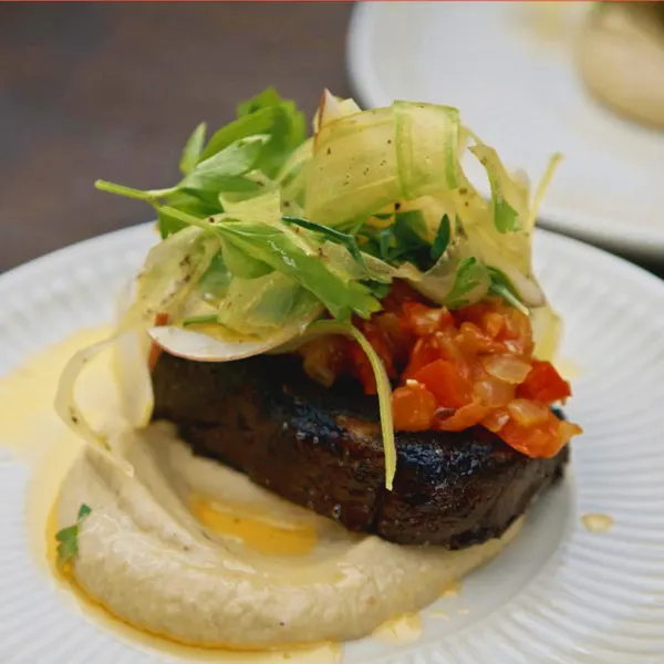 Boudin noir sur mousseline pomme et céleri-rave