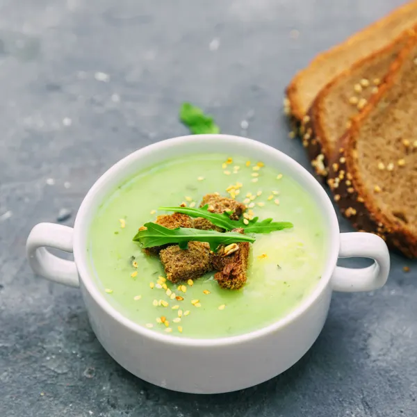 Gaspacho, melon et menthe