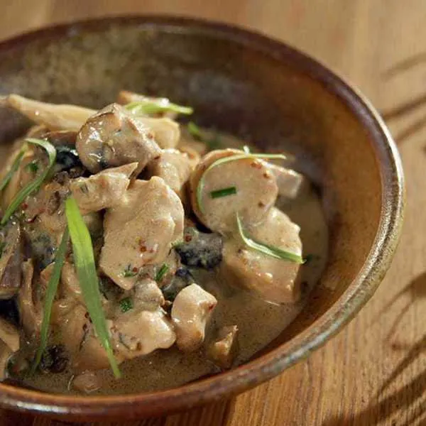 Poulet crémeux aux champignons