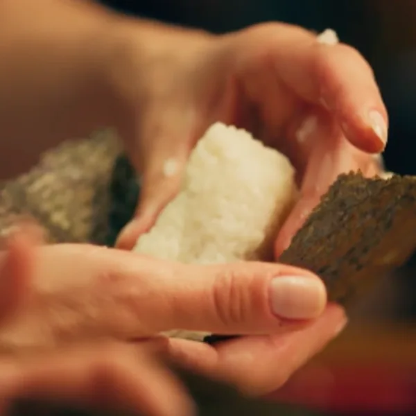 Onigiri de saumon Saikyoyaki