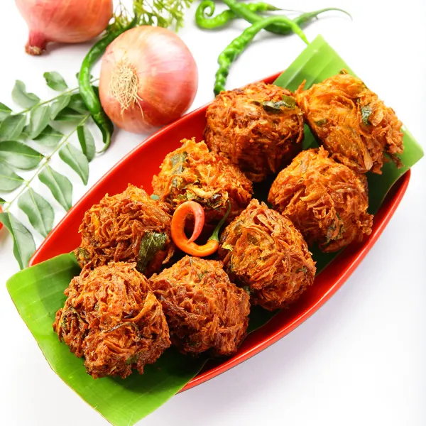 Oignons bhaji et raïta