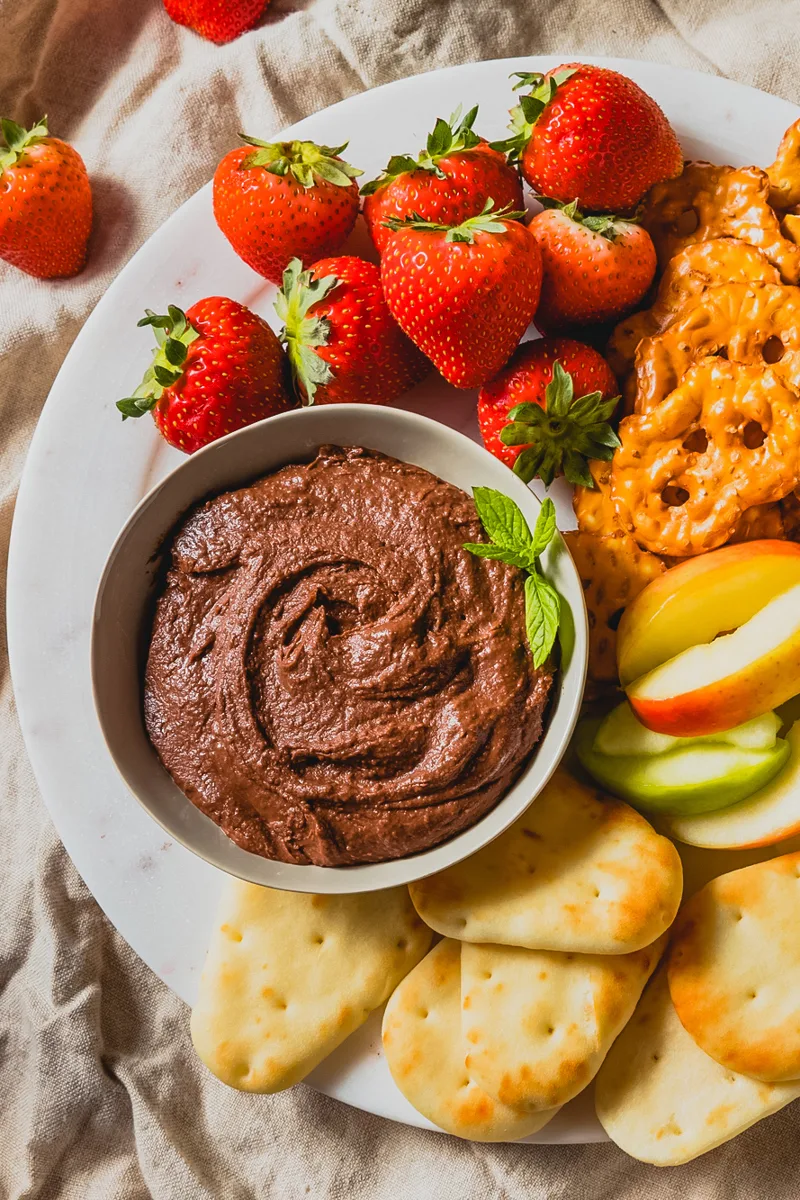 Trempette chocolatée aux dattes et aux noisettes