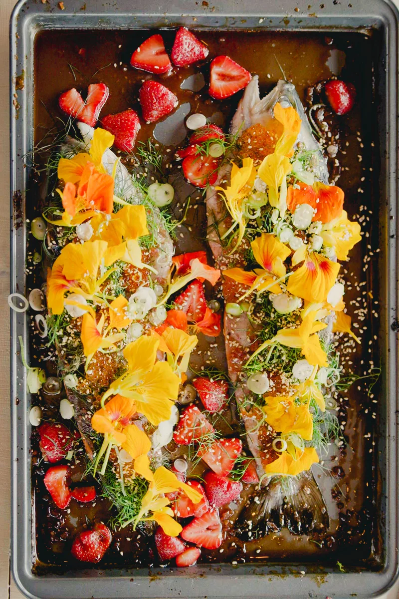 Filets de truite rôtis, miel et gingembre