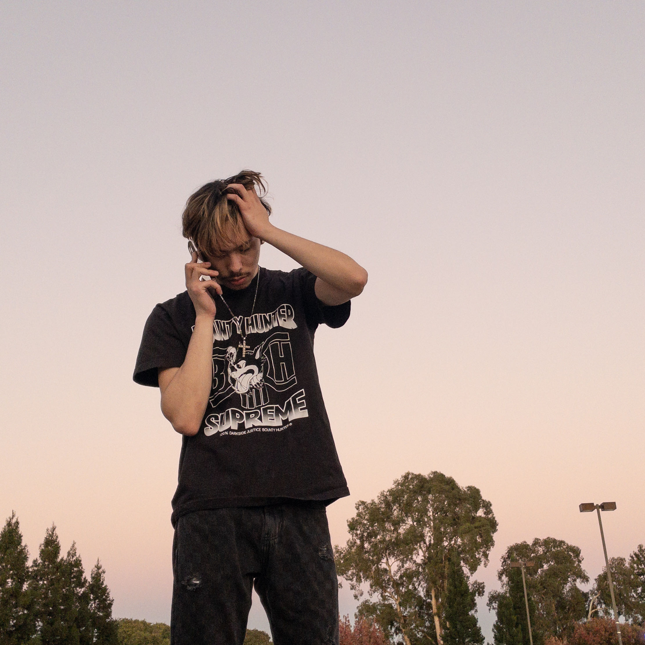 noeffortEli Brings Melodic Bliss on “Shinythangs”