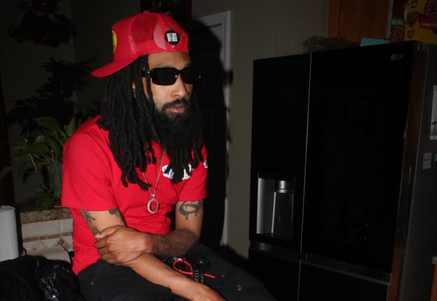 Thr333x Delivers Trap Energy, Melodies, and Motivation on “The Loadout”