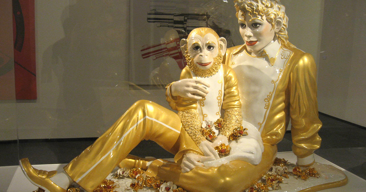 Sculpture by Jeff Koons