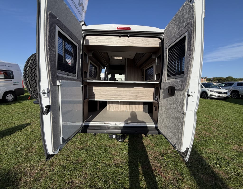 Aztec XL back interior