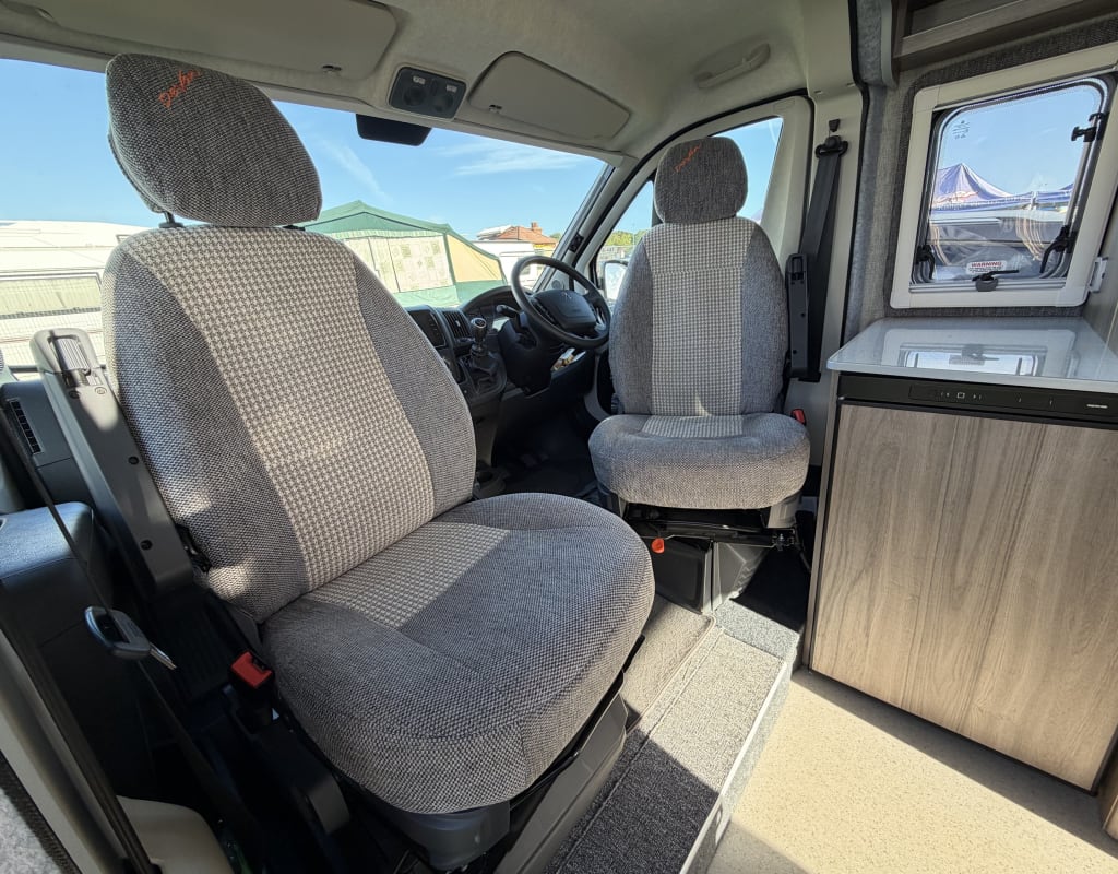 Aztec XL drivers seat
