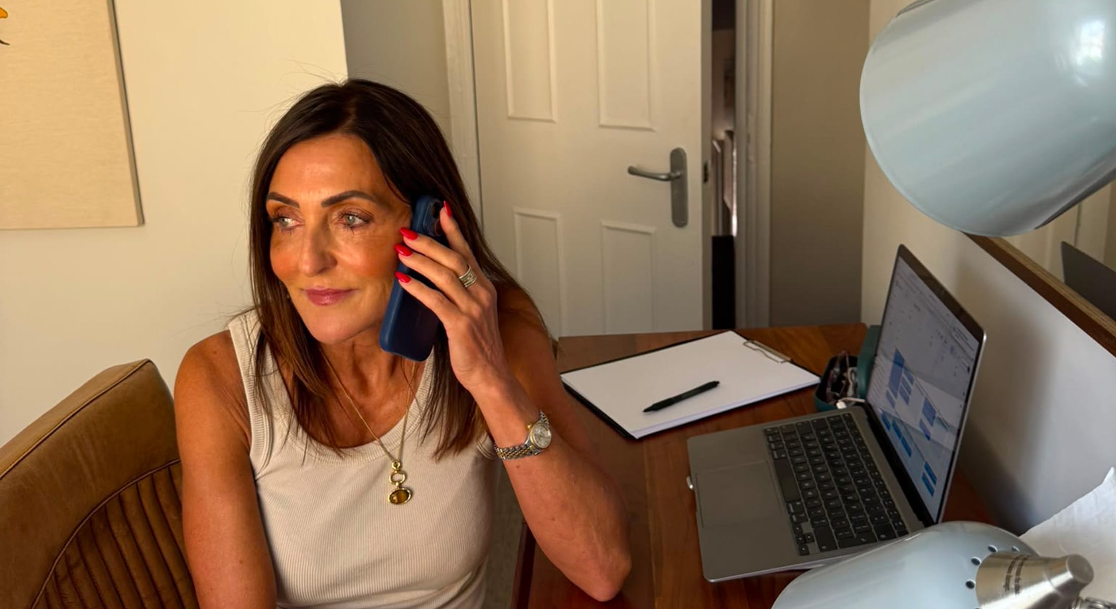 lindsay george phone call