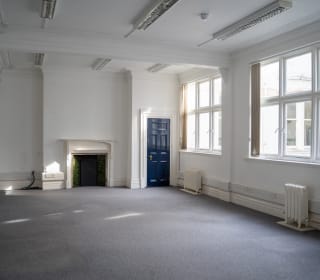 b3 4