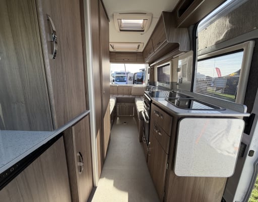 Aztec XL interior