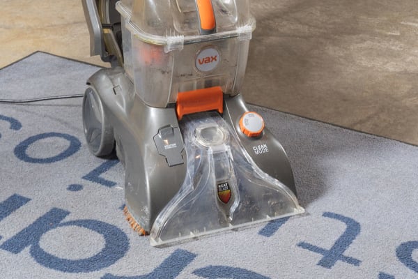 commercial carpet cleaning