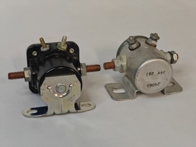 Cole-Hersee 24063 &amp; 8HD Relays - AS REMOVED - 6955a8664f9d32265b809af2 Condition - Cole-Hersee