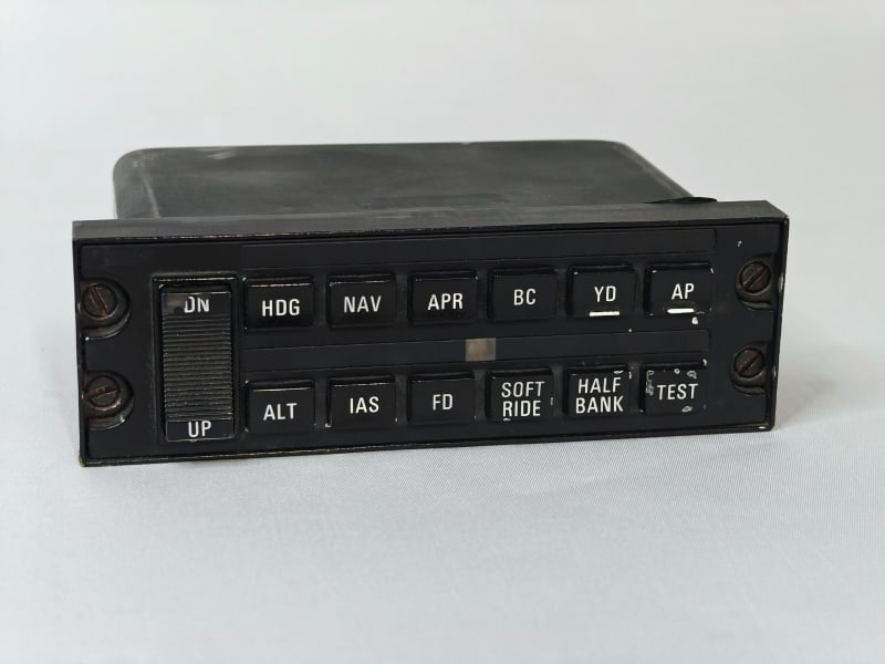 Bendix/King KMC 321 (065-0086-00) Mode Controller - FOR PARTS by KING - For Parts Condition