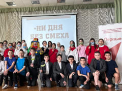 Молодежный центр "Яшьлек" совместно с Шеморданской  детской библиотекой провели квест-игру ко Дню смеха.
