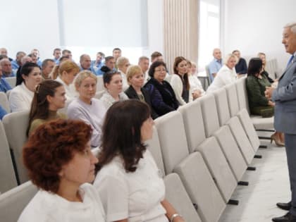 Музыка и поддержка: как концерты помогают пациентам военного госпиталя в Казани
