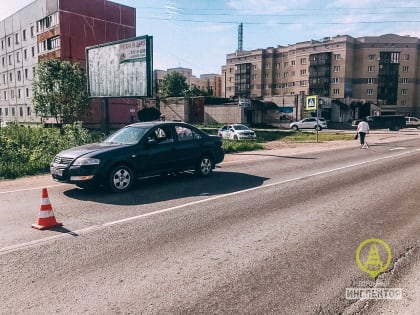 В Отрадном дедушка сбил девушку