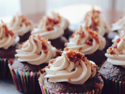 Суд приостановил работу петербургского производителя десертов после серии отравлений