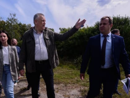 Губернатор Дрозденко едет в Кировский район. Будет открытие памятной стелы и вручение пожарных машин