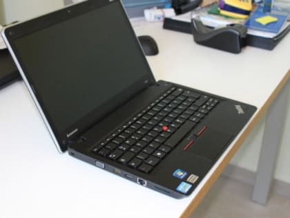 Чиновников Ленобласти обеспечат ноутбуками и компьютерами почти на 20 млн