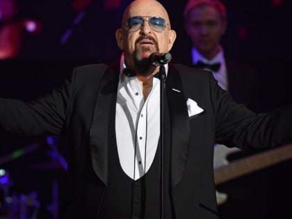 Хит Шуфутинского возглавил чарт третьего сентября