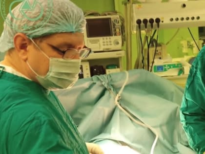 Хирурги ЛОКБ прооперировали пациентку с новообразованием в легких