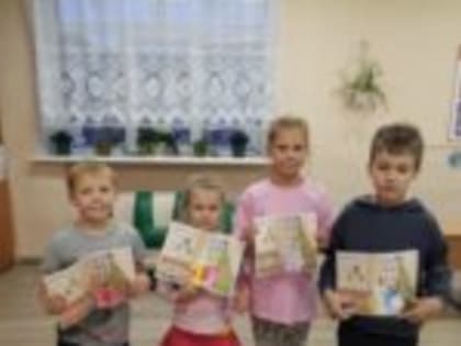 Занятия в Воскресной школе Приозерского кафедрального собора Рождества Пресвятой Богородицы