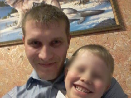 «Восемь лет сами дом строили, кредит до сих пор выплачиваем». Пожар оставил без всего семью в Бокситогорске (фото)