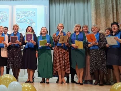 Быть одной семьей. Сосновоборской школе № 9 имени Валерия Ивановича Некрасова исполнилось 25 лет