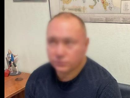 Заместитель начальника ФКУ Упрдор Северо-Запад задержан с оружием в Петербурге