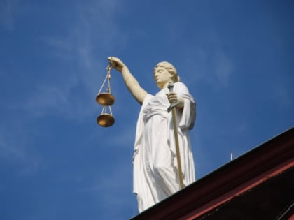 Суд в Петербурге арестовал актера Никиту Морозова по подозрению в наркоторговле