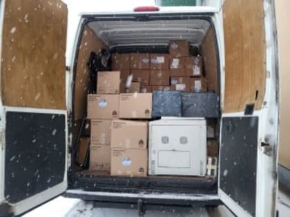 С любовью из Всеволожского района: жители Донбасса получили новогодние подарки