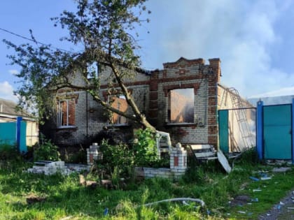 Люди пострадали при обстреле Белгородской и Курской областей