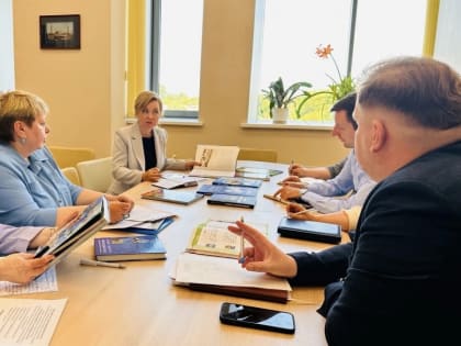 В Ленобласти появится новый учебник о культуре и истории региона