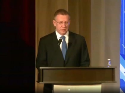 Власти Ленобласти предложили задуматься, не запретить ли мигрантов в такси