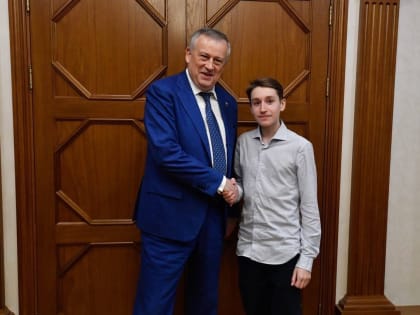 Ученики Всеволожского кванториума создали чат-бот для телеграм-канала Александра Дрозденко